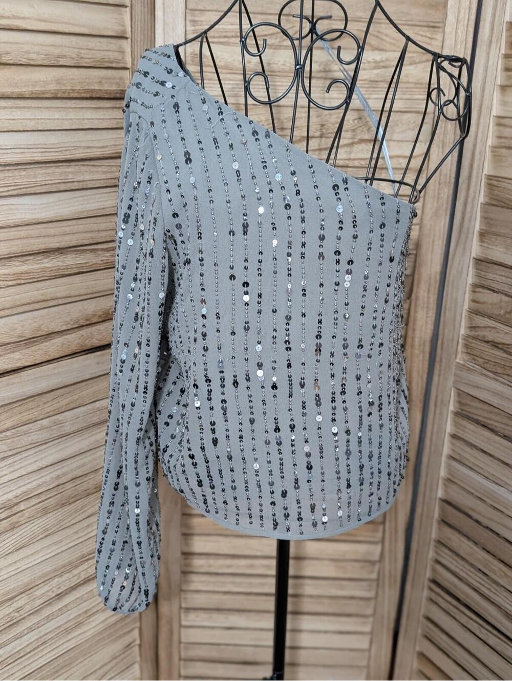 Walter Baker Women’s‎ One Shoulder Mason Sequin Beaded Top Size Medium Silver